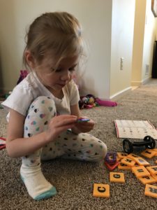 1 Easy Way to Boost Creativity in Toddlers. Boost creativity tips and have fun with your children. Easy, fun, play with these Crenova magnetic building blocks. Perfect to build imagination and boost creativity. Perfect toys for 2 year olds and both boys and girls. #sponsored #toys #fun