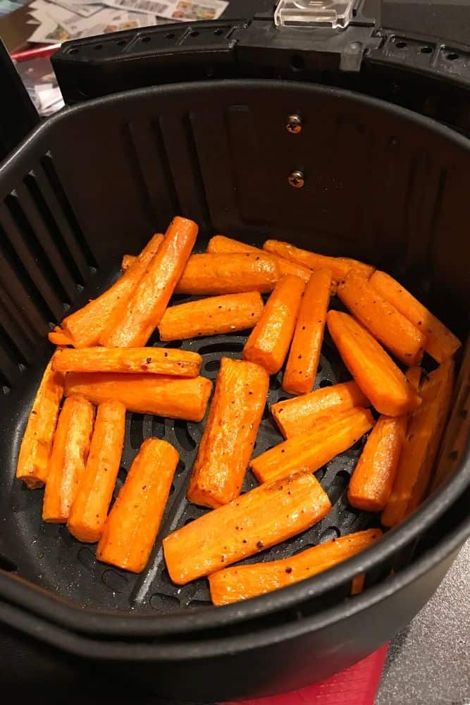 air fryer roasted carrots 1