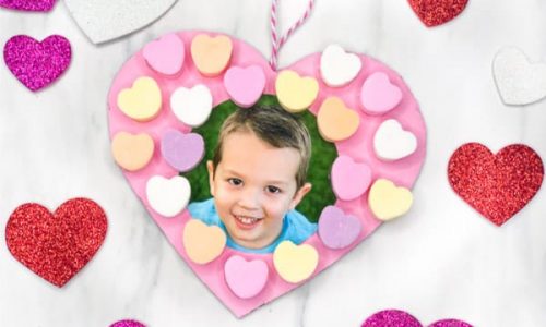 valentine-heart-wreath-feature-image